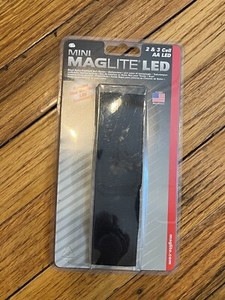 Mini MagLite LED 2&3 Cell AA Led Black Nylon Flashlight Belt Holster-New in Pkg