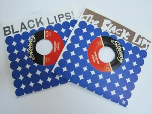 BLACK LIPS In & Out / Does She Want 7" LOT Slovenly Records GARAGE PUNK UNPLAYED - Picture 1 of 1