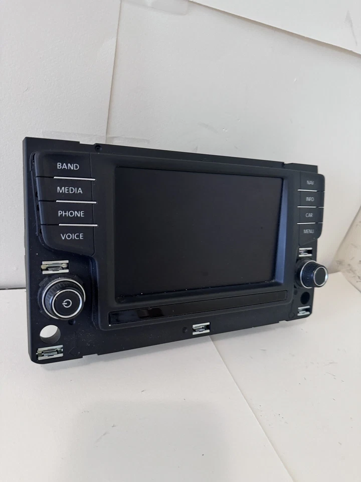 2016 VOLKSWAGEN GOLF GTI INFORMATION NAVIGATION DISPLAY SCREEN OEM 5GM919605 - Imagem 1 de 4