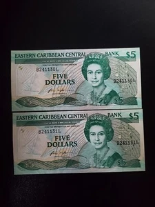 1985 Ostkaribik 5 Dollar Antigua Queen Elizabeth II 2 Stück in Folge - Bild 1 von 2