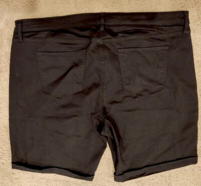 Universal Thread Black Bermuda Shorts Women's plus Size 24 NWOT - Image 1 of 3