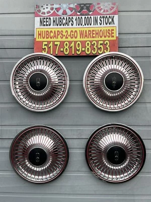 Oldsmobile Cutlass Salon Omega 1974-79 rojo/BlackAccents ” Juego de 4 tapacubos usados Foto 1 de 4