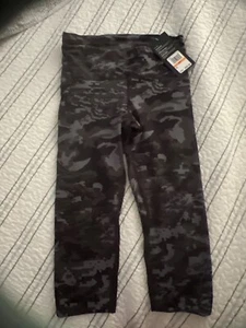Under Armour Women's UA Fly Fast Printed Speed Capri Tights Black 1350983-006 - Picture 1 of 5
