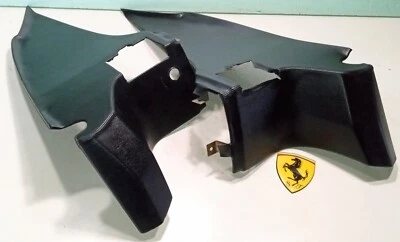 Cubiertas de panel de cuarto trasero con moldura interior Ferrari 348_par_negro_RT_LF_GENUINO Foto 1 de 4
