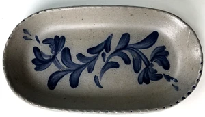 Rowe Pottery Works 1994 plato ovalado floral detalle de vid borde prensado esmaltado con sal - Imagen 1 de 8