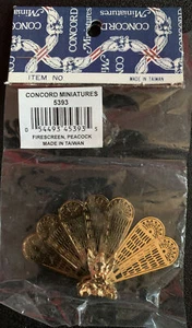 Concord Miniatures 5393 Doll House Brass Peacock Fireplace Screen NEW IN PACKAGE - Picture 1 of 3