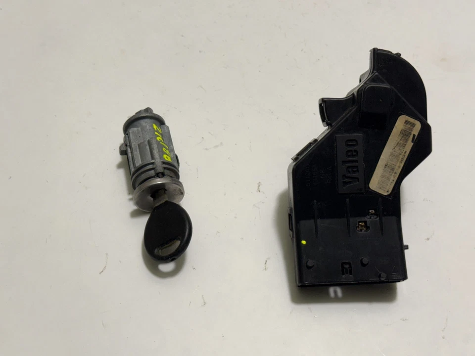 Bloqueo interruptor de encendido Dodge Ram 1500 2002-2009 con llave OEM Foto 1 de 4