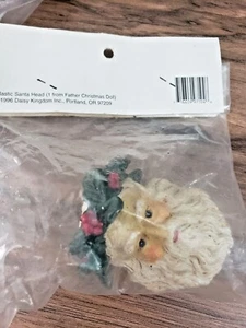 Plastic Santa Head Christmas Ornament Total 6  Daisy Kingdom 1996 New Hand Paint - Picture 1 of 6
