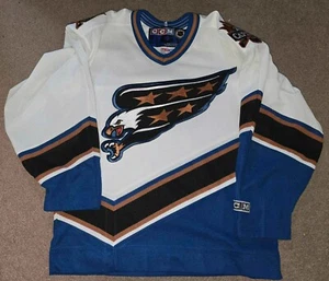 Vtg Washington Capitals Screaming Eagle CCM Hockey Jersey YOUTH BOYS L/XL - Picture 1 of 4