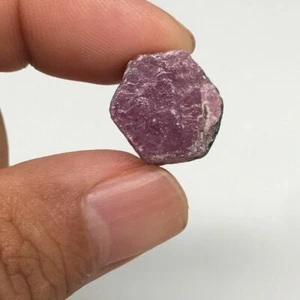 Muestra mineral de corindón rebanada de cristal rubí natural de 5,5 g, 15 mm x 15 mm, RC63 - Imagen 1 de 8