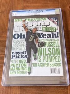 Russell Wilson Sports Illustrated for Kids CGC 9.0 White Pages Newsstand 2013 - Picture 1 of 3