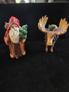 2001 Hallmark Keepsake Ornament "Old World Santa" And A Moose Christmas Ornament - Picture 1 of 6