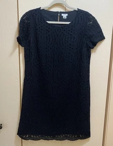 J CREW schwarz Spitze gefüttert Etuikleid mit gewelltem Saum Größe 4 Kurzarm Neu mit Etikett - Bild 1 von 5