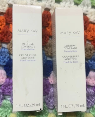 2 NEW IN BOX MARY KAY MEDIUM COVERAGE FOUNDATION BEIGE 300 BRONZE 808 364300 - Image 1 of 4