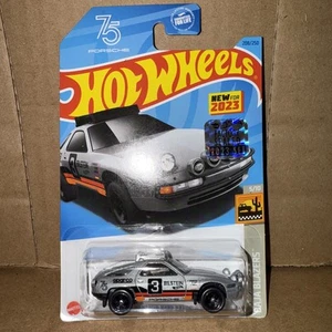 2023 HOT WHEELS FACTORY SEALED PORSCHE 928S SAFARI - Picture 1 of 1