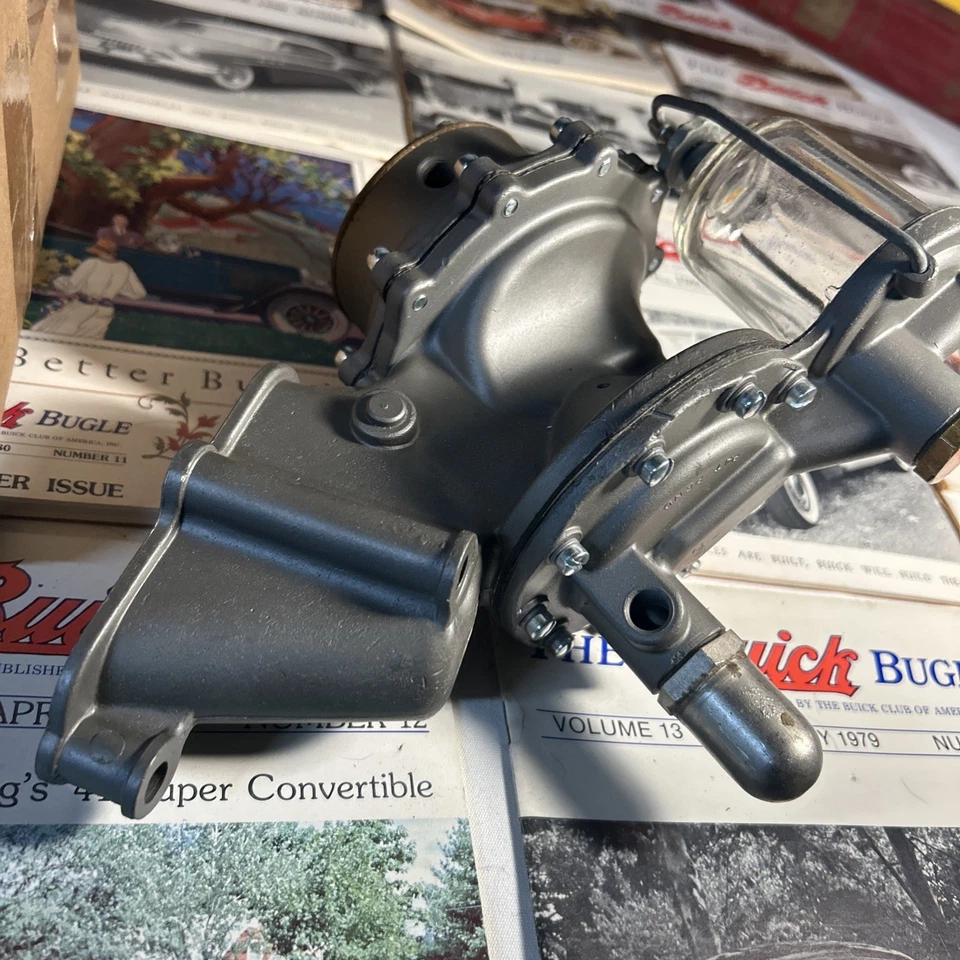 Топливный насос двигателя Lincoln Zephyr V12 - Изображение 1 из 4