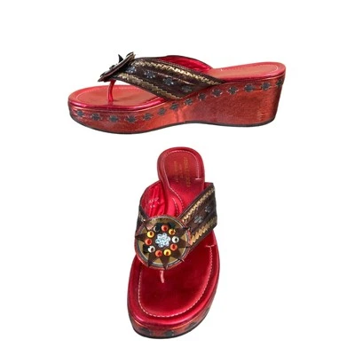 Tanga Donald Pliner Couture Peace couro metálico novo na caixa 8,5 wedge $345 nova - Imagem 1 de 4