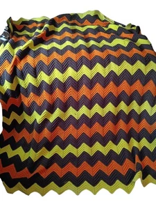 De Colección Años 70 Hecho a Mano ZigZag Chevron Ganchillo Afgano 88 x 75 Amarillo Naranja Marrón MCM - Imagen 1 de 7