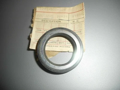 Vedação de óleo OEM Honda CB750A CB750K CB500 CB350F 1975-1978 91201-300-003 - Imagem 1 de 4
