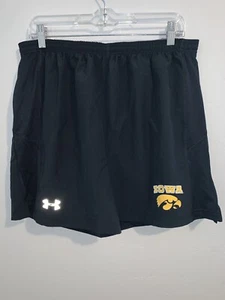 EUC MENS XL REGULAR UNDER ARMOUR HEATGEAR IOWA HAWKEYES ATHLETIC SHORTS GYM RUN - Picture 1 of 6