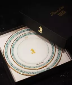 Kith Tokyo Fleurs ete for Disney 2 Plate Set 100 th Anniversary Limited Noritake - Picture 1 of 9
