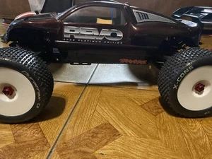 Traxxas Revo 3.3, 08 Platium edition Replica!! New No Box, Never Started/Ran. - Picture 1 of 16