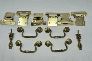 VINTAGE MESSING SCHRANK SCHUBLADENGRIFFE ZIEHEN 4+2 KANADA CB 1844 & 6 SCHARNIERE - Bild 1 von 10