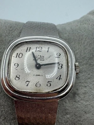 Reloj mecánico vintage para dama VULCAÍNA 17 joyas tono plata FUNCIONA (LEER) Foto 1 de 4