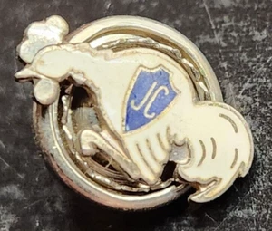JC Chicken Pin Screwback Vintage Beautiful Design - Picture 1 of 5