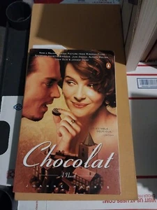 Chocolat by Joanne Harris (2000, Trade Paperback, Movie Tie-In) - Bild 1 von 2