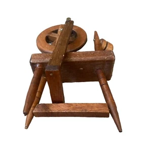 Vintage Puppenhaus Miniatur 3 Bein Garn Spinnrad Holz Fußpedal lose - Bild 1 von 6