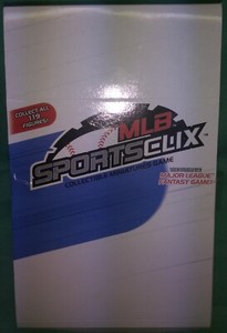 2005 MLB SPORTSCLIX W/ 8 BOOSTER PACKS COLLECTIBLE FIGURES - FACTORY SEALED BOX