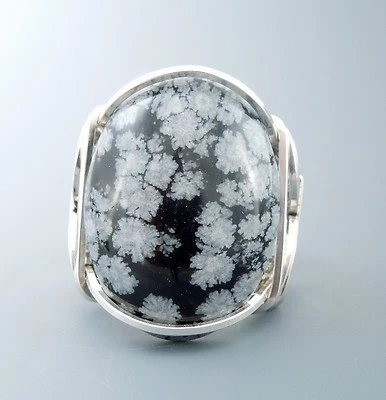 Anillo grande de plata esterlina copo de nieve obsidiana cabujón envuelto en alambre  Foto 1 de 4