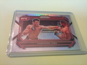2023 Panini Prizm UFC Featherweight CHAN SUNG JUNG Hyper Prizm Parallel