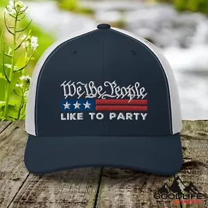 Sombrero de camionero We the People Like to the Party 4 de julio para hombre y mujer - Imagen 1 de 27