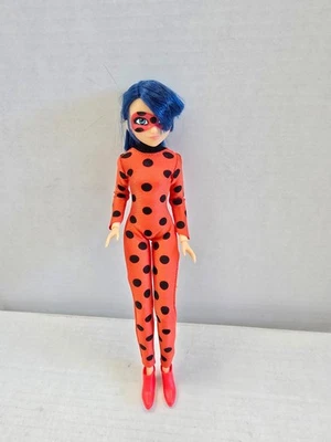 Playmates Toys 神奇瓢虫时尚娃娃可动人偶 10.5 英寸免费美国发货 — 第 1/4 张图片