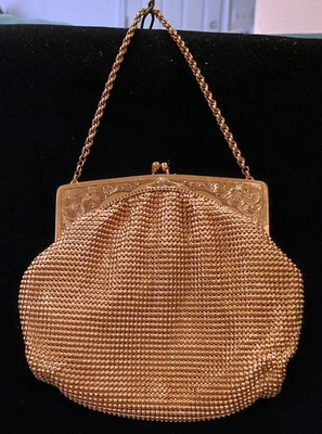 Vintage Whiting & Davis Gold Mesh Beaded Evening Bag w/ Double Loop Chain Handle - Image 1 of 4