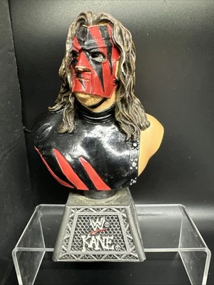 RARO MINI BUSTO WWE KANE HELL IN A CELL (SIN DVD’S) Foto 1 de 4