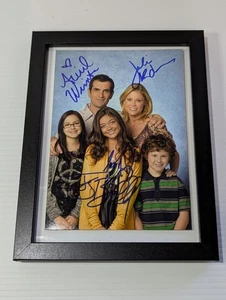 Modern Family Cast Autographed Signed Photo 3x Signatures With COA - Bild 1 von 4