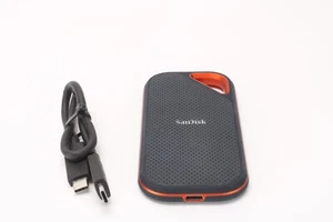 SanDisk SDSSDE81-2T00 Extreme PRO 2TB USB-C Portable External SSD With Cable - Picture 1 of 5
