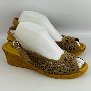 Womens 42 US 10.5-11 Spring Step Wedge Heel Sandals Tan Leather Floral Cutout - Picture 1 of 9