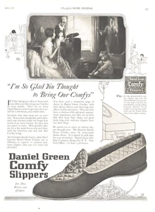 1922 Daniel Green Slippers Antique Print Ad Family Vacation Men Woman Children - Picture 1 of 1