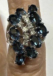 Elegante anillo de moda de plata de ley 925 con topacio azul/circonita cúbica talla 6,25 - Imagen 1 de 4