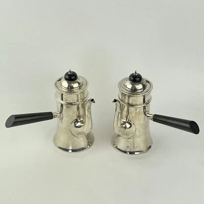 Par de antiguas ollas de chocolate de plata maciza Edward Barnard 1901 16,5 cm 558 g Foto 1 de 4