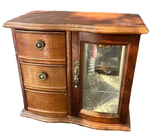 VINTAGE LEGNO/GIOIELLI/CASSETTIERA 7,5L x 8W x4,5 Profondità 3 CASSETTI/SPECCHIATI ALL'INTERNO - Foto 1 di 9