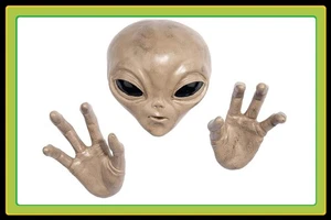 Rare The Alien Plaque by Design Toscano New 3 Piece Roswell Wall Sculpture BNiB - Picture 1 of 23