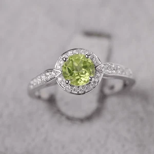 925 Sterling Silver Peridot Round Gemstone Halo Solitaire Ring Duty Free - Picture 1 of 5
