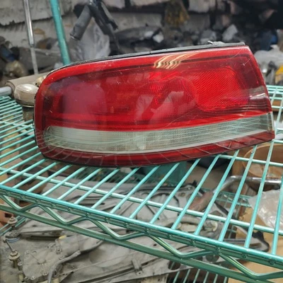 1992-1995 MAZDA 929 REAR LEFT DRIVER SIDE OUTER TAIL LIGHT OEM, 166-58677 - Image 1 of 4