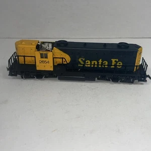 HO-Scale AHM Model Train Santa Fe Diesel Locomotive # 2654 - Bild 1 von 8