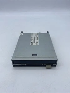 floppy disk panasonic JU-256A317P LETTORE FUNZIONANTE USATO RETRO ORIGINALE - Afbeelding 1 van 5